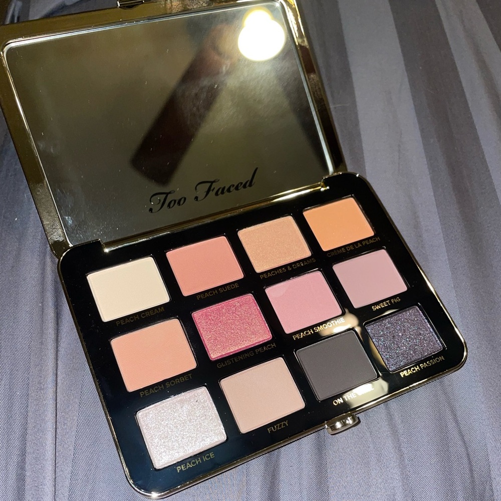 Too Faced White Peach Eyeshadow Palette